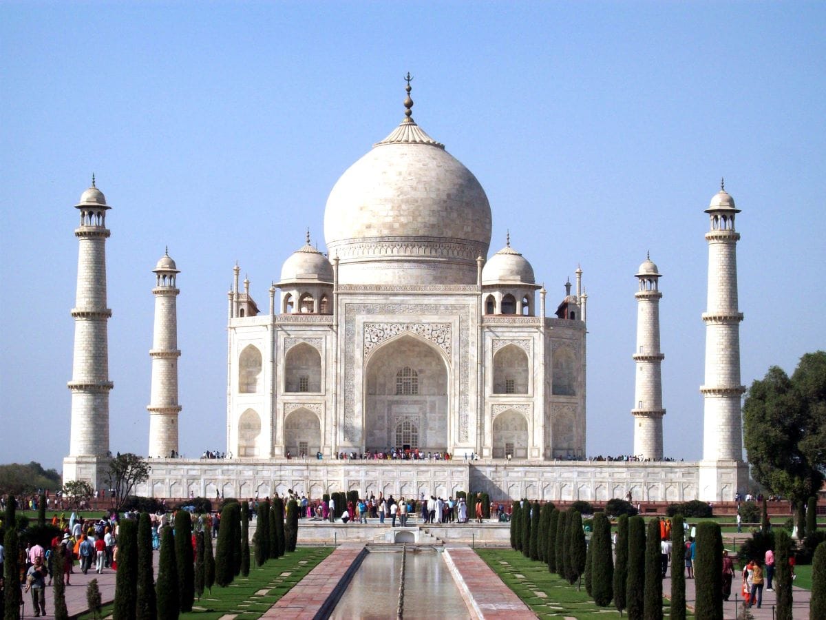 Seven Wonders of the World: Must-Visit Historic Landmarks